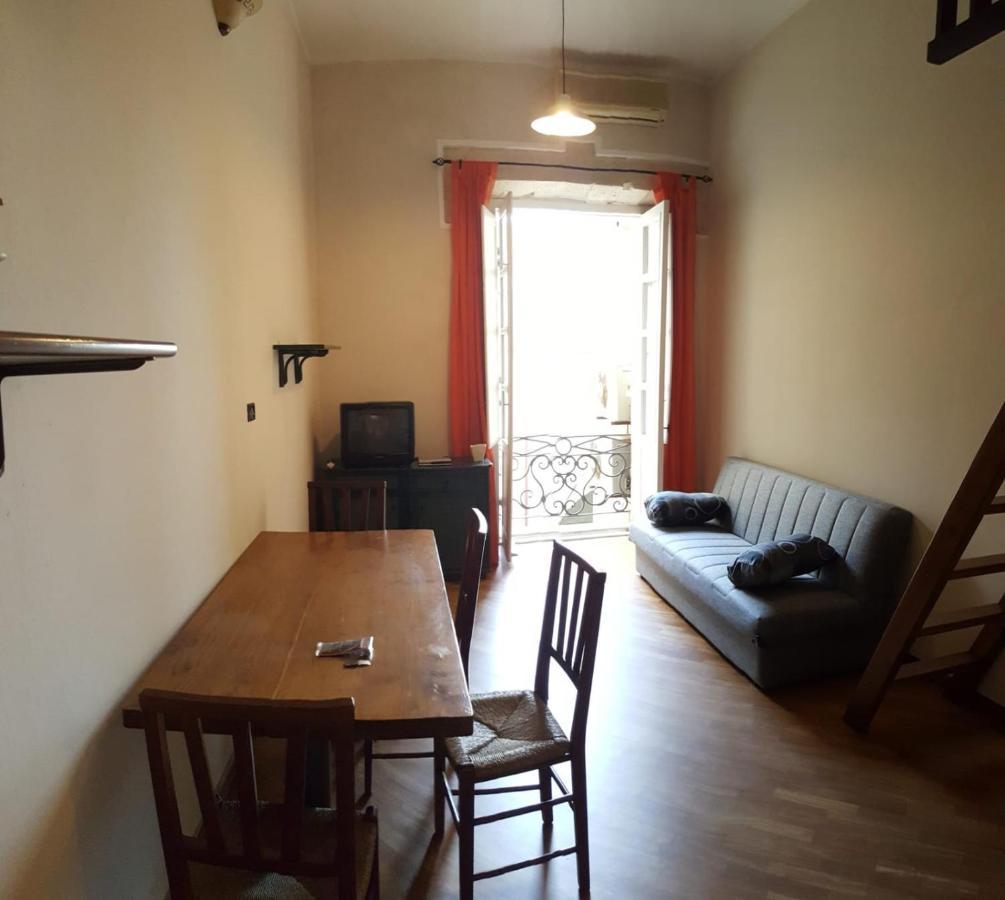 L'Incanto Apartment Sassari Bagian luar foto